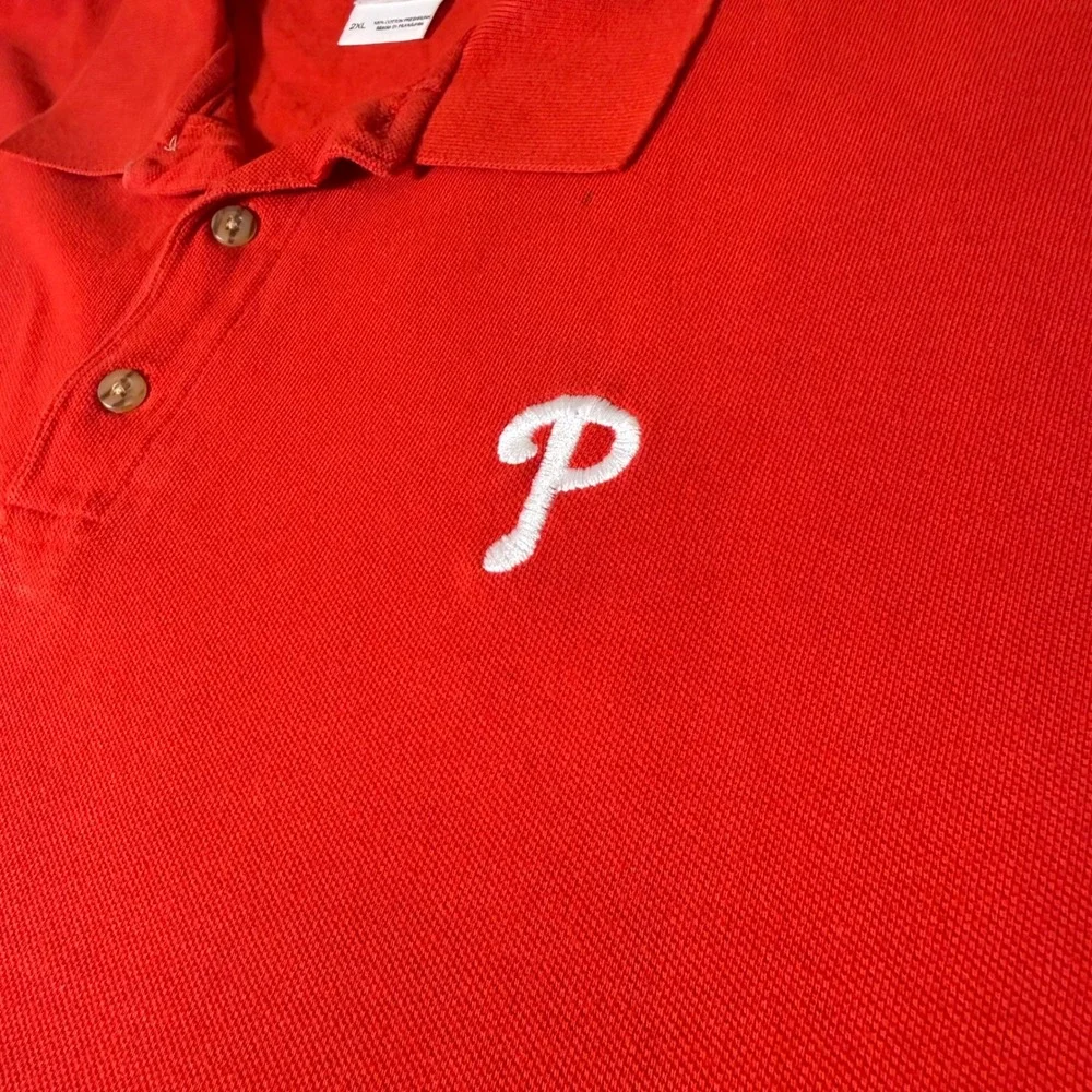 Gildan Philadelphia Phillies Polo Shirt Mens 2XL Red MLB Pique P Logo Top